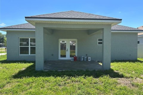 House in Haines City, Florida 4 bedrooms, 176.89 sq.m. № 2102036 - photo 29