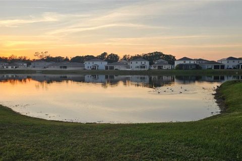 House in Plant City, Florida 5 bedrooms, 248.42 sq.m. № 2105069 - photo 4