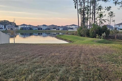House in Plant City, Florida 5 bedrooms, 248.42 sq.m. № 2105069 - photo 2