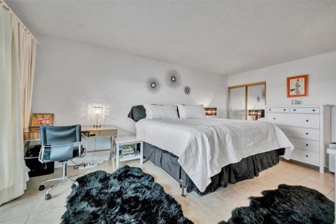 Condominio en alquiler en Clearwater, Florida, 2 dormitorios, 101.64 m2 № 1690522 - foto 14