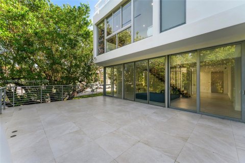 Купить виллу или дом в Майами, Флорида 7 спален, 466м2, № 2038029 - фото 9