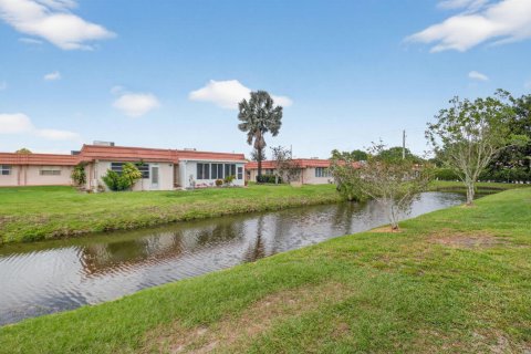 Condominio en venta en Delray Beach, Florida, 1 dormitorio, 66.89 m2 № 2146927 - foto 11