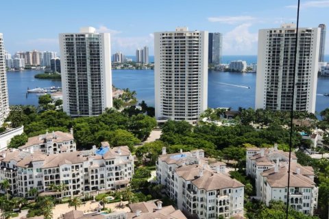 Copropriété à louer à Aventura, Floride: 2 chambres, 162.58 m2 № 1983411 - photo 19