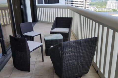 Copropriété à louer à Aventura, Floride: 2 chambres, 162.58 m2 № 1983411 - photo 18