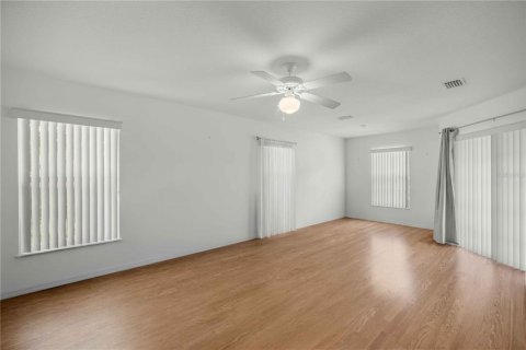 House in Ocala, Florida 3 bedrooms, 189.43 sq.m. № 2234814 - photo 19