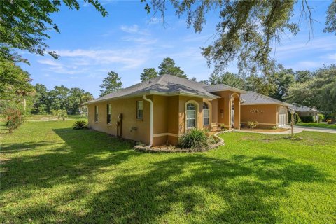 House in Ocala, Florida 3 bedrooms, 189.43 sq.m. № 2234814 - photo 4