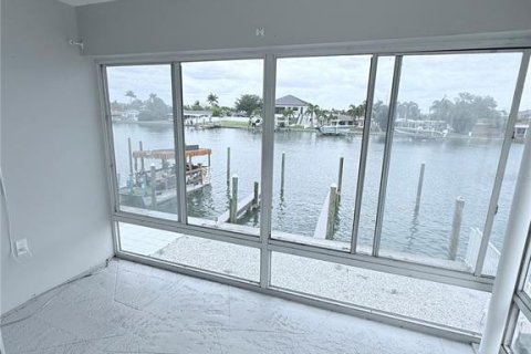 Apartment in Treasure Island, Florida 1 bedroom, 66.89 sq.m. № 2098811 - photo 15