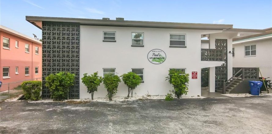 Apartment in Treasure Island, Florida 1 bedroom, 66.89 sq.m. № 2098811