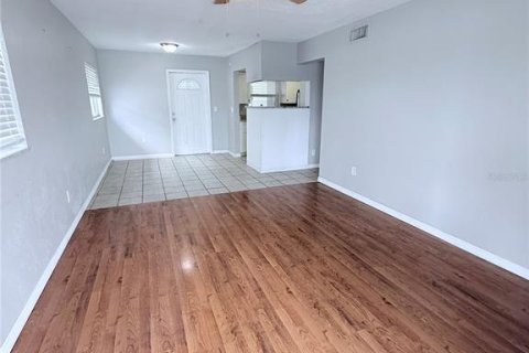 Apartment in Treasure Island, Florida 1 bedroom, 66.89 sq.m. № 2098811 - photo 10
