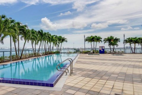 Condo in Miami, Florida, 2 bedrooms  № 1842452 - photo 30