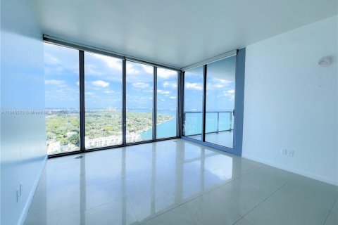 Condo in Miami, Florida, 2 bedrooms  № 1842452 - photo 14