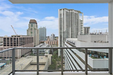 Condominio en venta en Saint Petersburg, Florida, 2 dormitorios, 189.15 m2 № 1407886 - foto 8