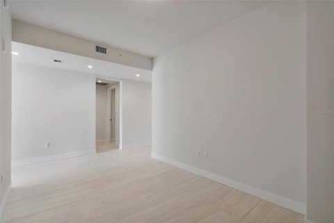 Condominio en venta en Saint Petersburg, Florida, 2 dormitorios, 189.15 m2 № 1407886 - foto 10