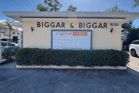 Propiedad comercial en venta en Tampa, Florida, 70.61 m2 № 2157477 - foto 4