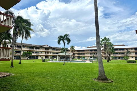 Condominio en venta en Hollywood, Florida, 1 dormitorio, 66.89 m2 № 1896068 - foto 25
