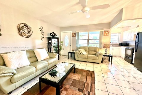 Condominio en venta en Hollywood, Florida, 1 dormitorio, 66.89 m2 № 1896068 - foto 12