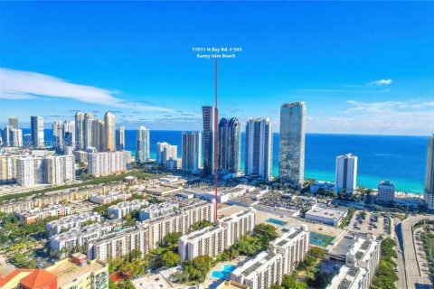 Condo à Sunny Isles Beach, Floride, 2 chambres  № 2085670