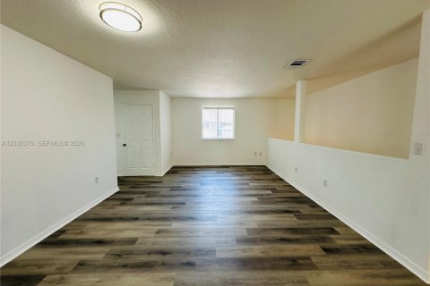 Copropriété à louer à Doral, Floride: 3 chambres, 119.84 m2 № 2084286 - photo 22