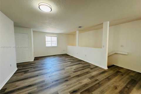 Copropriété à louer à Doral, Floride: 3 chambres, 119.84 m2 № 2084286 - photo 19