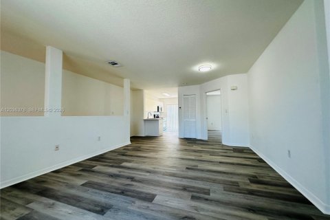 Copropriété à louer à Doral, Floride: 3 chambres, 119.84 m2 № 2084286 - photo 18