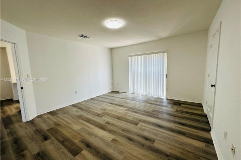 Copropriété à louer à Doral, Floride: 3 chambres, 119.84 m2 № 2084286 - photo 24