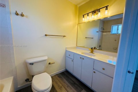 Copropriété à louer à Doral, Floride: 3 chambres, 119.84 m2 № 2084286 - photo 26