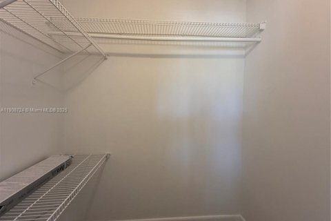 Condominio en venta en Coral Springs, Florida, 2 dormitorios, 114.27 m2 № 1965103 - foto 11