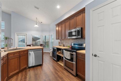Casa en venta en Davenport, Florida, 5 dormitorios, 210.8 m2 № 1835414 - foto 7