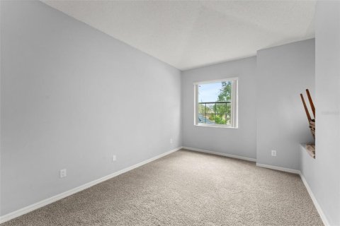 Casa en venta en Davenport, Florida, 5 dormitorios, 210.8 m2 № 1835414 - foto 22