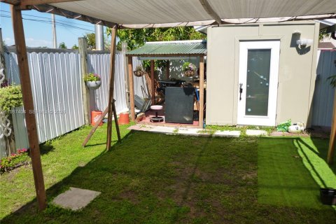 Купить виллу или дом в Майами, Флорида 3 спальни, 96.25м2, № 2047790 - фото 6