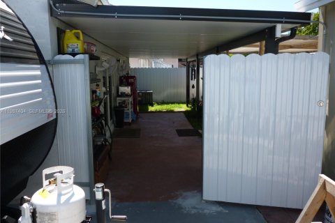 Купить виллу или дом в Майами, Флорида 3 спальни, 96.25м2, № 2047790 - фото 11