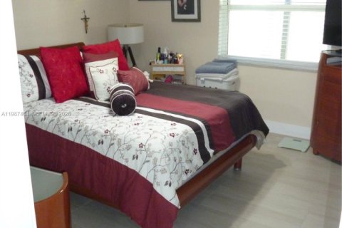 Купить виллу или дом в Майами, Флорида 3 спальни, 96.25м2, № 2047790 - фото 27