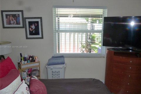 Купить виллу или дом в Майами, Флорида 3 спальни, 96.25м2, № 2047790 - фото 28