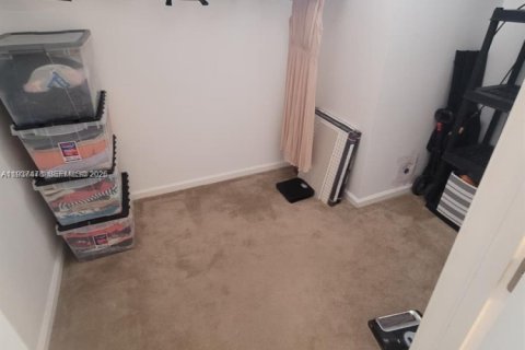 Copropriété à louer à Deerfield Beach, Floride: 2 chambres, 92.9 m2 № 1997896 - photo 12