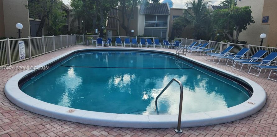 Condo à Deerfield Beach, Floride, 2 chambres  № 1997896