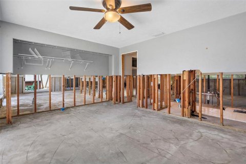 Casa en venta en Saint Petersburg, Florida, 3 dormitorios, 166.2 m2 № 1841437 - foto 14