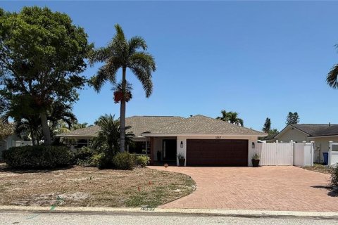 Casa en venta en Saint Petersburg, Florida, 3 dormitorios, 166.2 m2 № 1841437 - foto 21