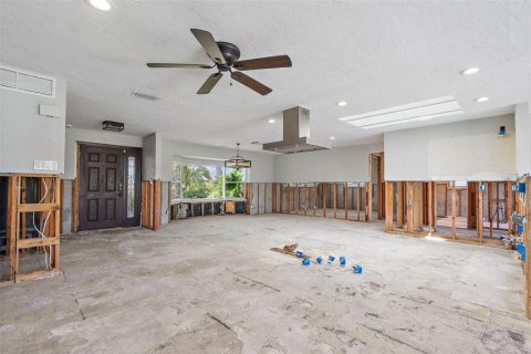 Casa en venta en Saint Petersburg, Florida, 3 dormitorios, 166.2 m2 № 1841437 - foto 11