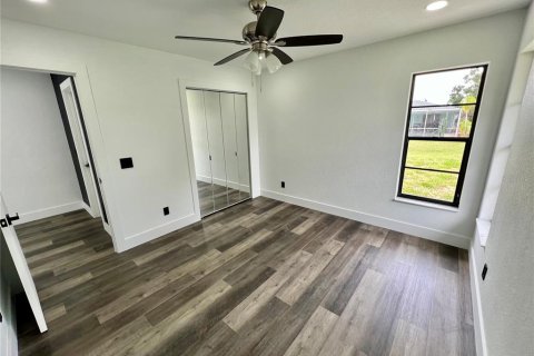 House in Port Charlotte, Florida 3 bedrooms, 188.59 sq.m. № 1525119 - photo 17