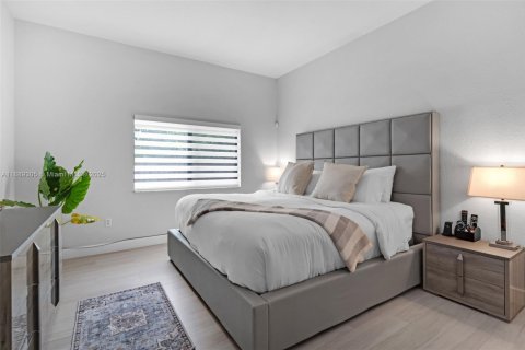Villa ou maison à vendre à Miami, Floride: 3 chambres, 141.58 m2 № 1941293 - photo 16