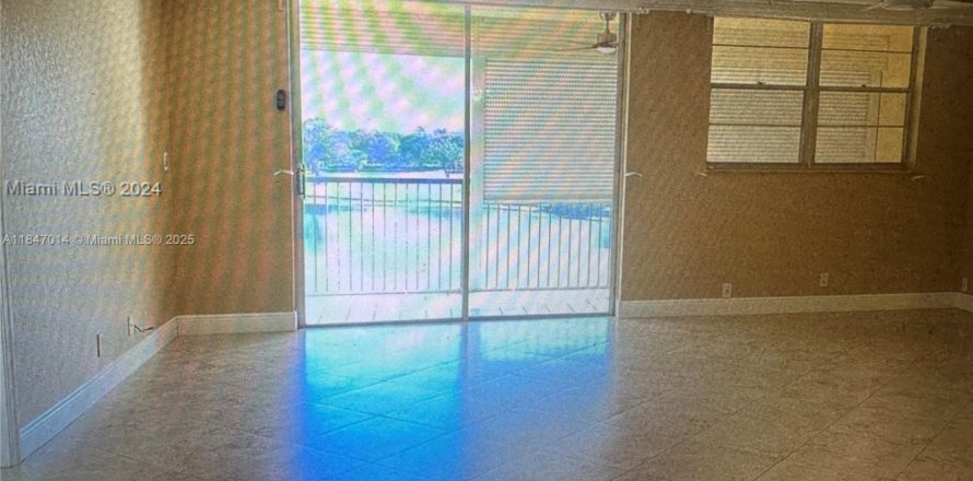 Condo à Davie, Floride, 2 chambres № 1847772