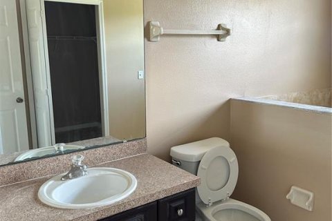 House in Kissimmee, Florida 3 bedrooms, 163.6 sq.m. № 1519284 - photo 25