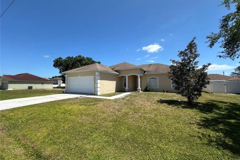 House in Kissimmee, Florida 3 bedrooms, 163.6 sq.m. № 1519284 - photo 2
