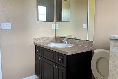 House in Kissimmee, Florida 3 bedrooms, 163.6 sq.m. № 1519284 - photo 28
