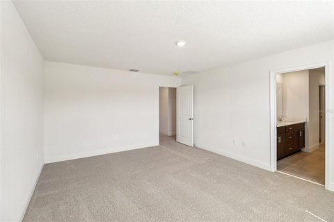 Casa en venta en Lady Lake, Florida, 4 dormitorios, 221.76 m2 № 2120032 - foto 30