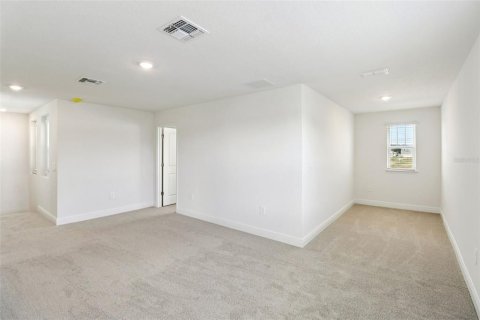 Casa en venta en Lady Lake, Florida, 4 dormitorios, 221.76 m2 № 2120032 - foto 20