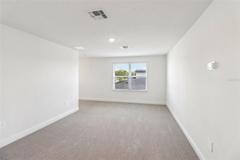 Casa en venta en Lady Lake, Florida, 4 dormitorios, 221.76 m2 № 2120032 - foto 19