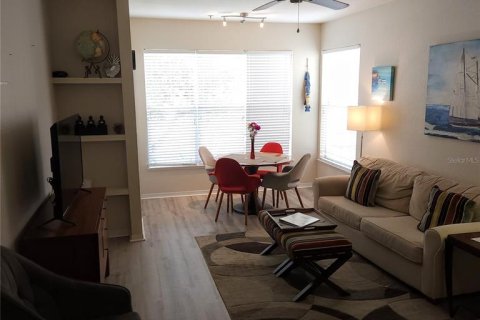 Condo in Kissimmee, Florida, 1 bedroom  № 2095875 - photo 4