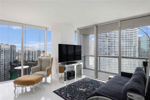Condo in Miami, Florida, 2 bedrooms  № 2169805 - photo 9