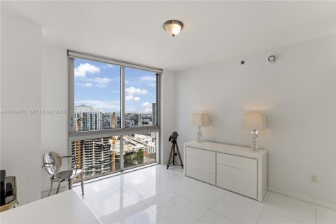 Condo in Miami, Florida, 2 bedrooms  № 2169805 - photo 18